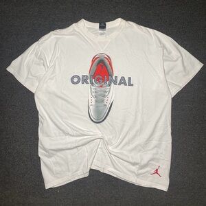 vintage Air Jordan fire red retro 3's cements white oversized shirt size 2xl